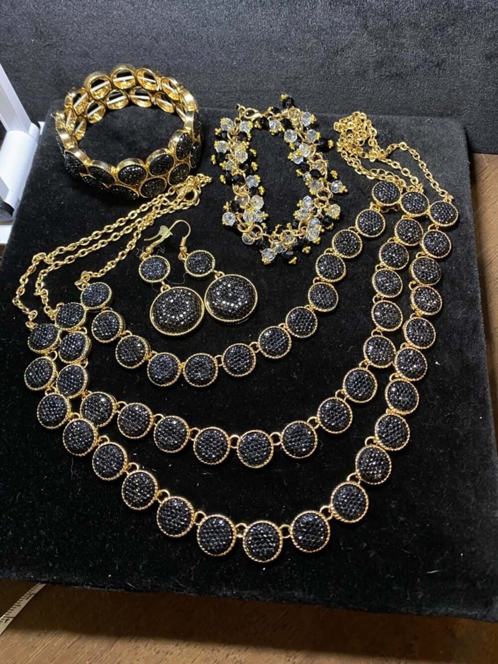 Vintage Aldo 4pcSet Faux Blk Druzy Multi strand Necklace Round Earrings Bracelet
